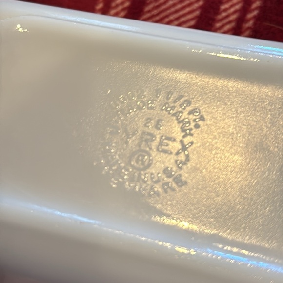 Pyrex Early American Small Loaf Pan - Picture 5 of 6